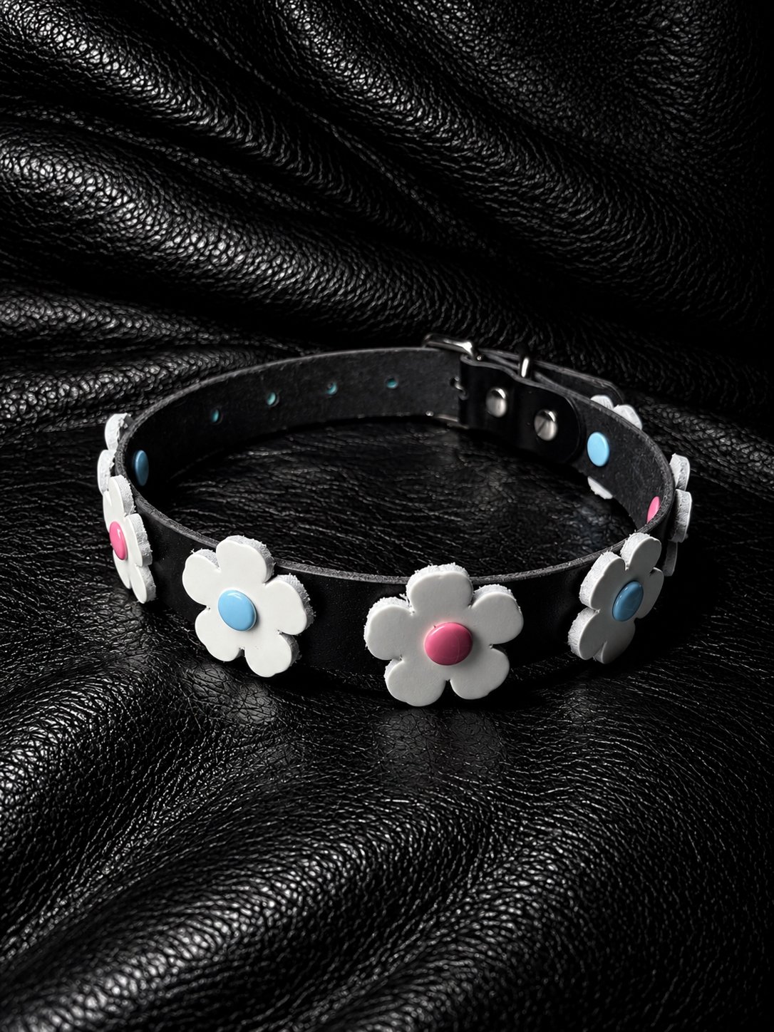 Night Daisy Collar product image (1)