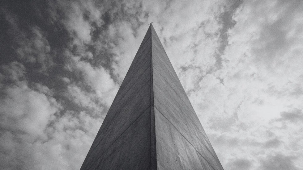 Axis Mundi: The Vertical Connection
