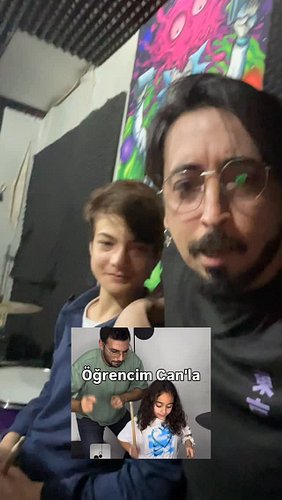 Bana sürekli bu adamın videoları atılıyor bu hayat enerjisine sahip olmayı çok isterdim belki coğrafya kaderdir diye. Ama ben...