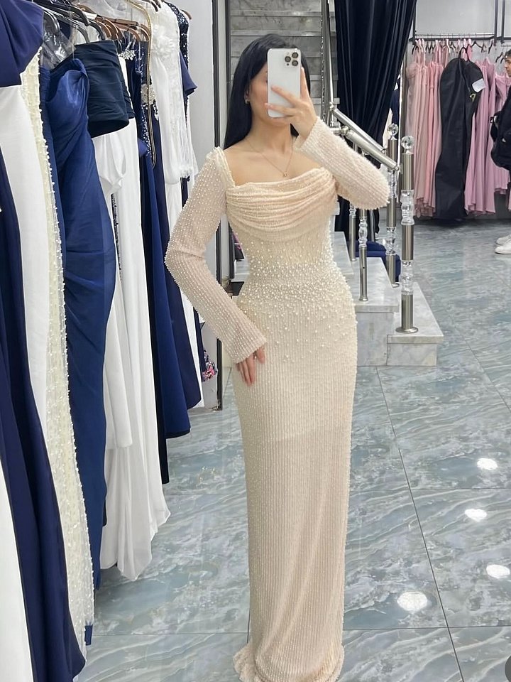 Luxury Dress product image (2)