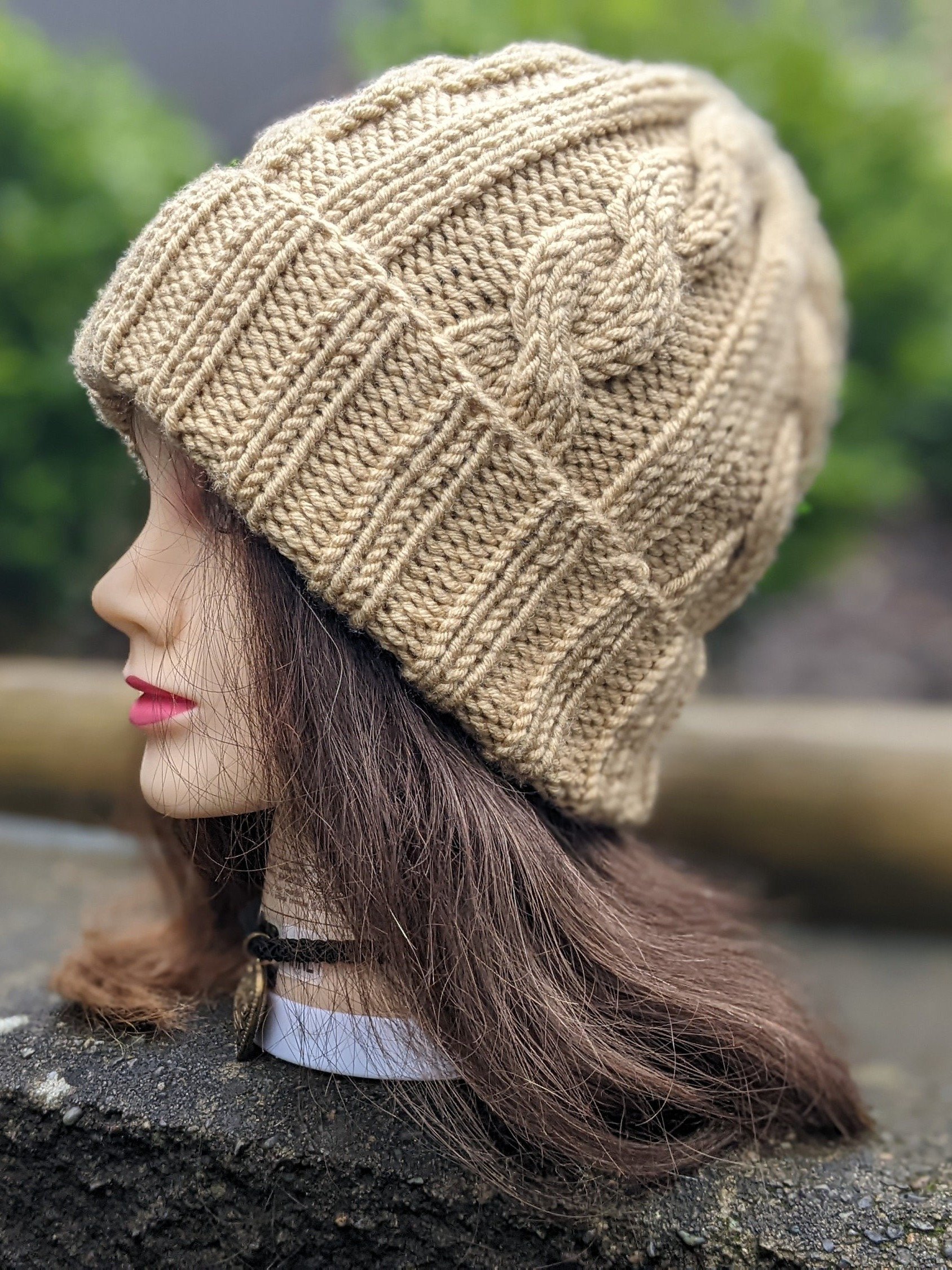 Crème Brûlée Cable Hat Knitting Pattern (Circular Needles) product image (5)