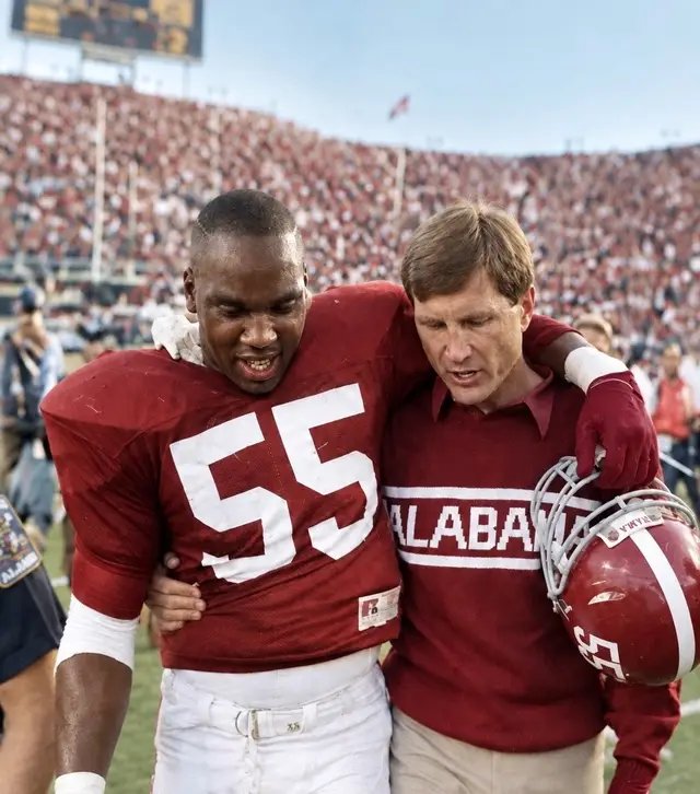 Down 17 in Lexington. Alabama had 10 seconds left. One final pass later:   ALABAMA 31. KENTUCKY 27. And Derrick Thomas was everywhere in the second half:   14 tackles. 4 sacks. A blocked punt. A blocked field goal. 1988 was not just the season No. 55 terrorized quarterbacks. It was the day he helped drag Alabama back from the edge. How many Bama fans remember this comeback?