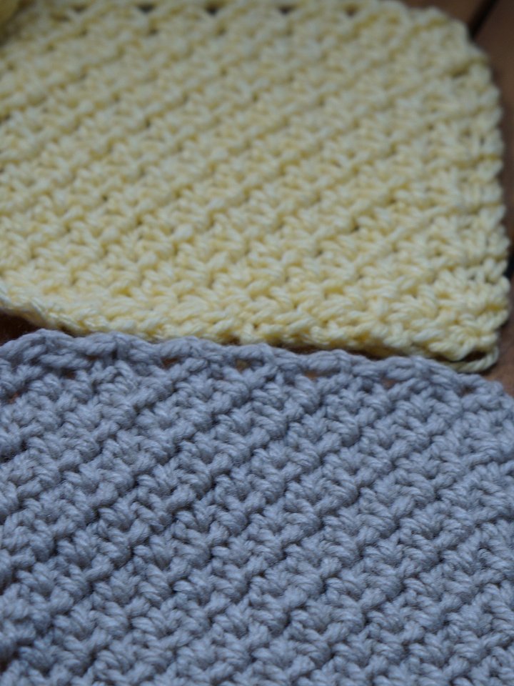 C2C moss stitch square pattern product image (1)
