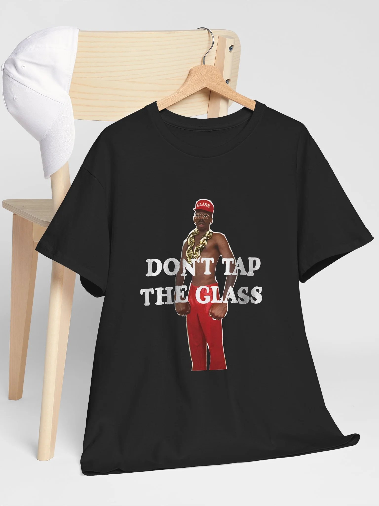 DON'T TAP THE GLASS Oversized Tee product image (135)