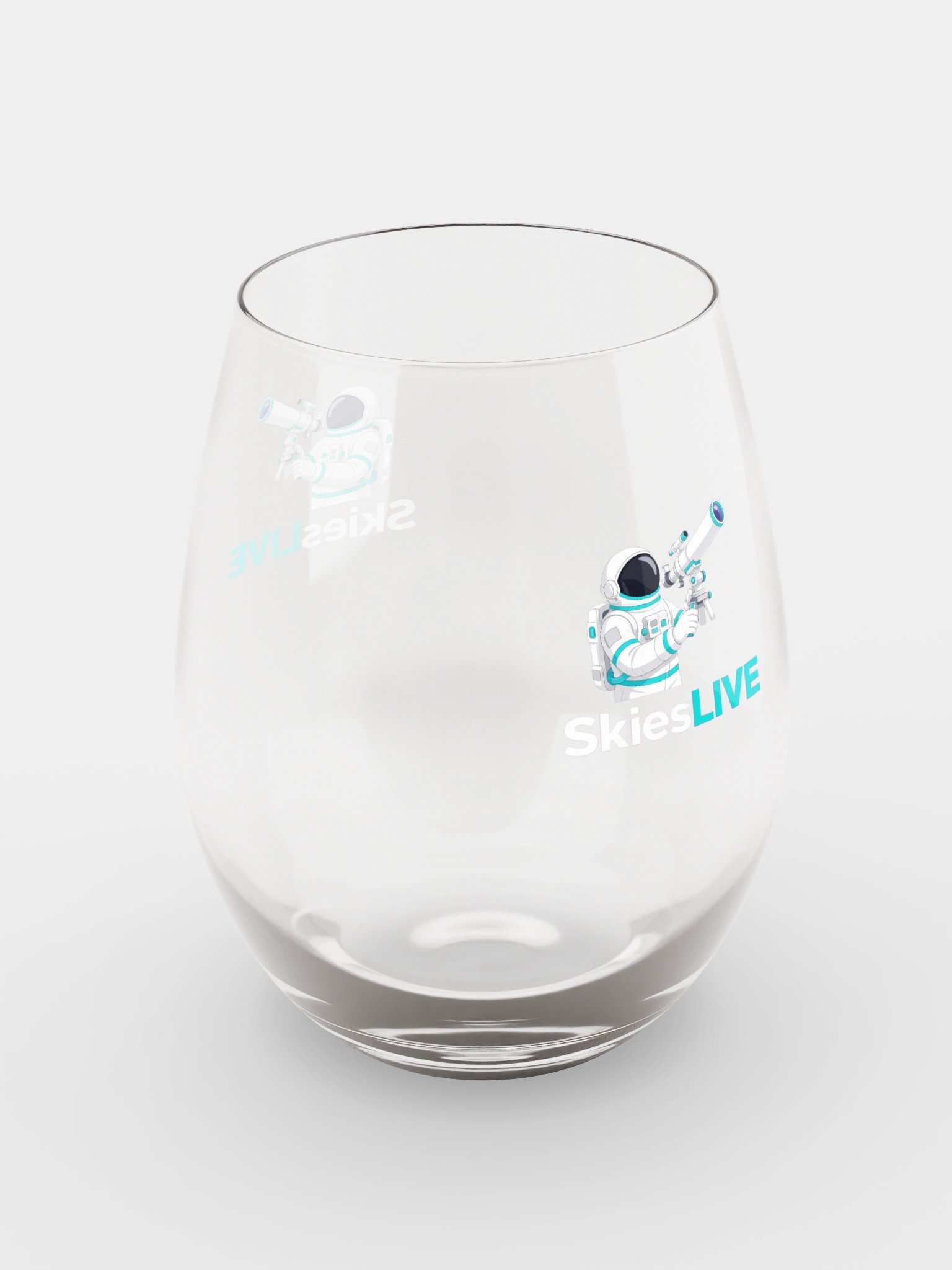 SkiesLIVE Astronaut Wine Glass product image (7)