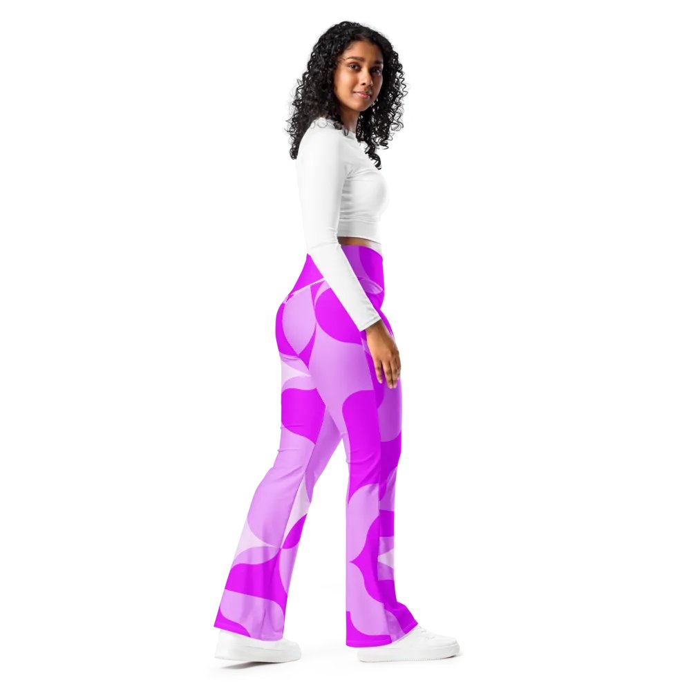 The Andrea Flare Leggings product image (4)
