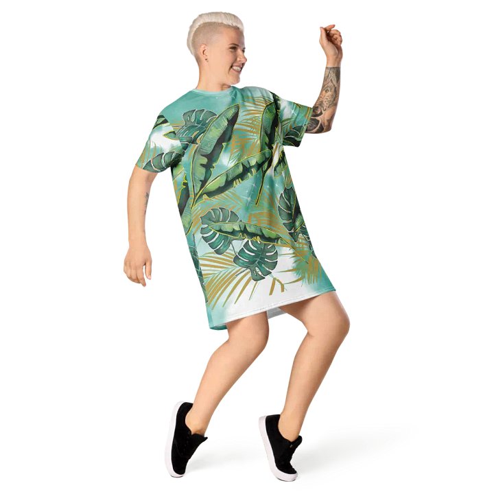 Leafy Paradise Apparel | Botanical Print T-Shirt Dress product image (1)
