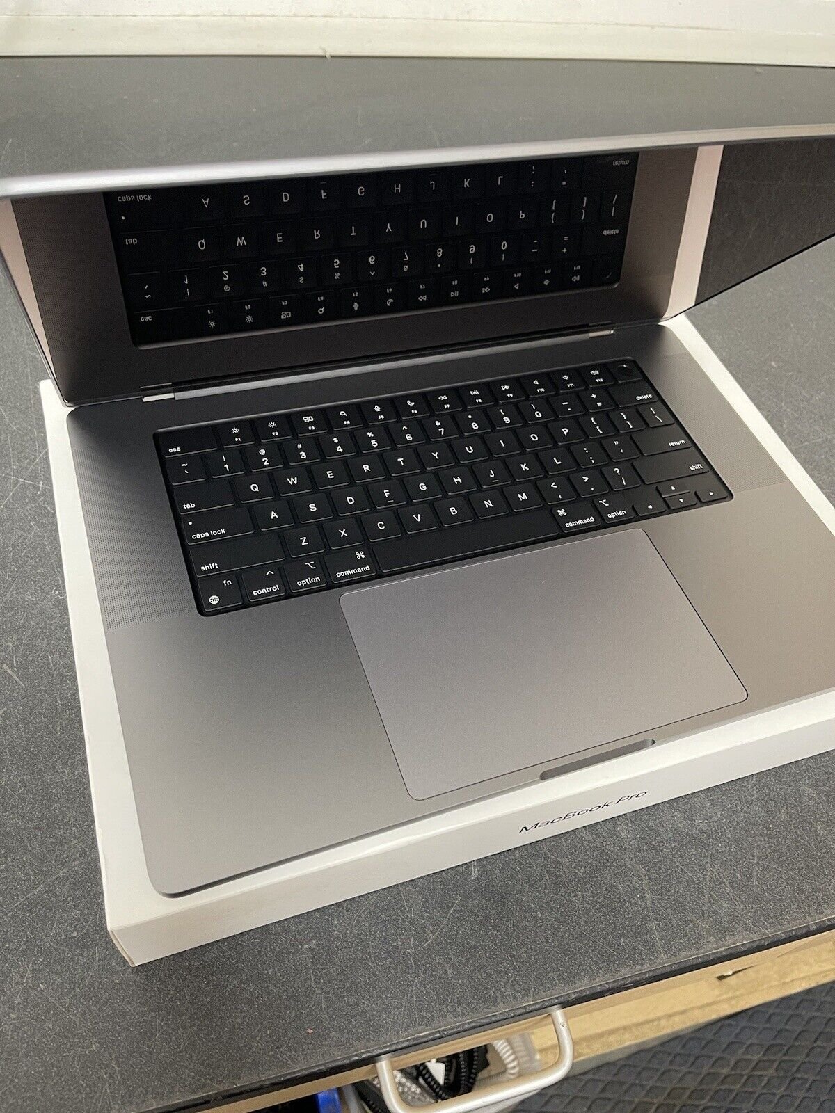 M1 MAX MACBOOK PRO - 64GB / 2TB (SPACE GRAY) product image (3)