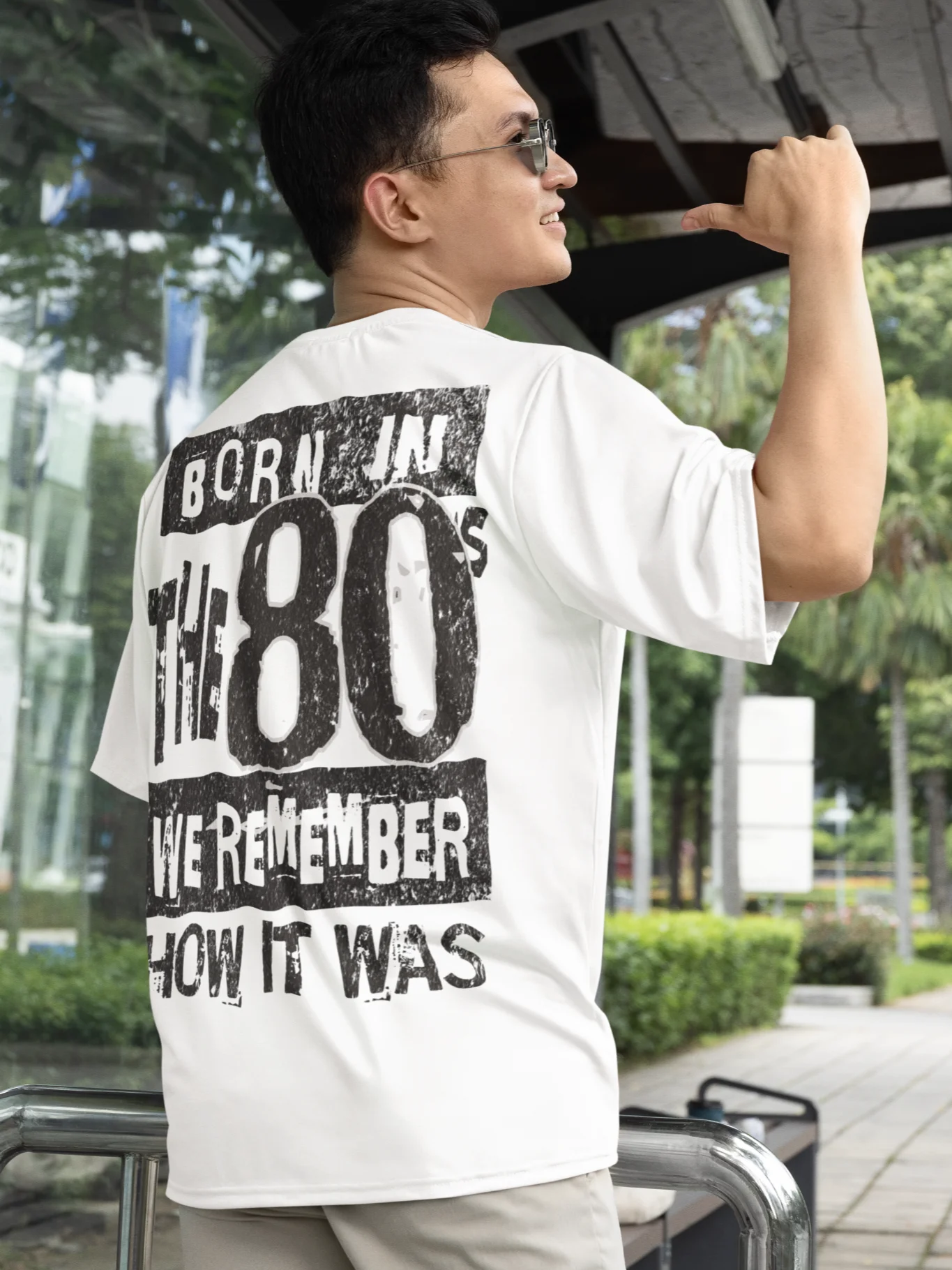 Born In The 80's Vintage Tee product image (2)