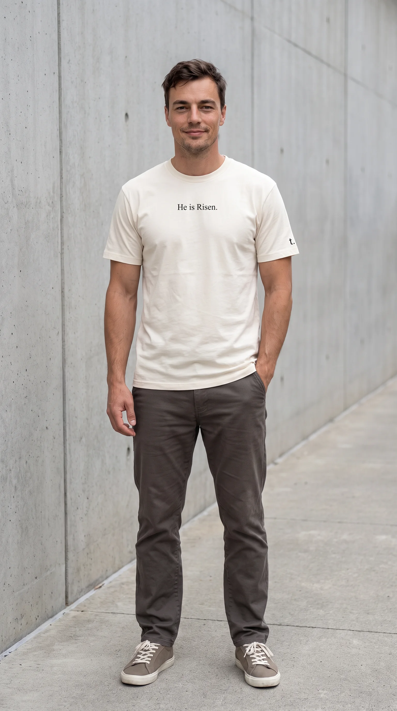 T-Shirt He is Risen - Black product image (2)