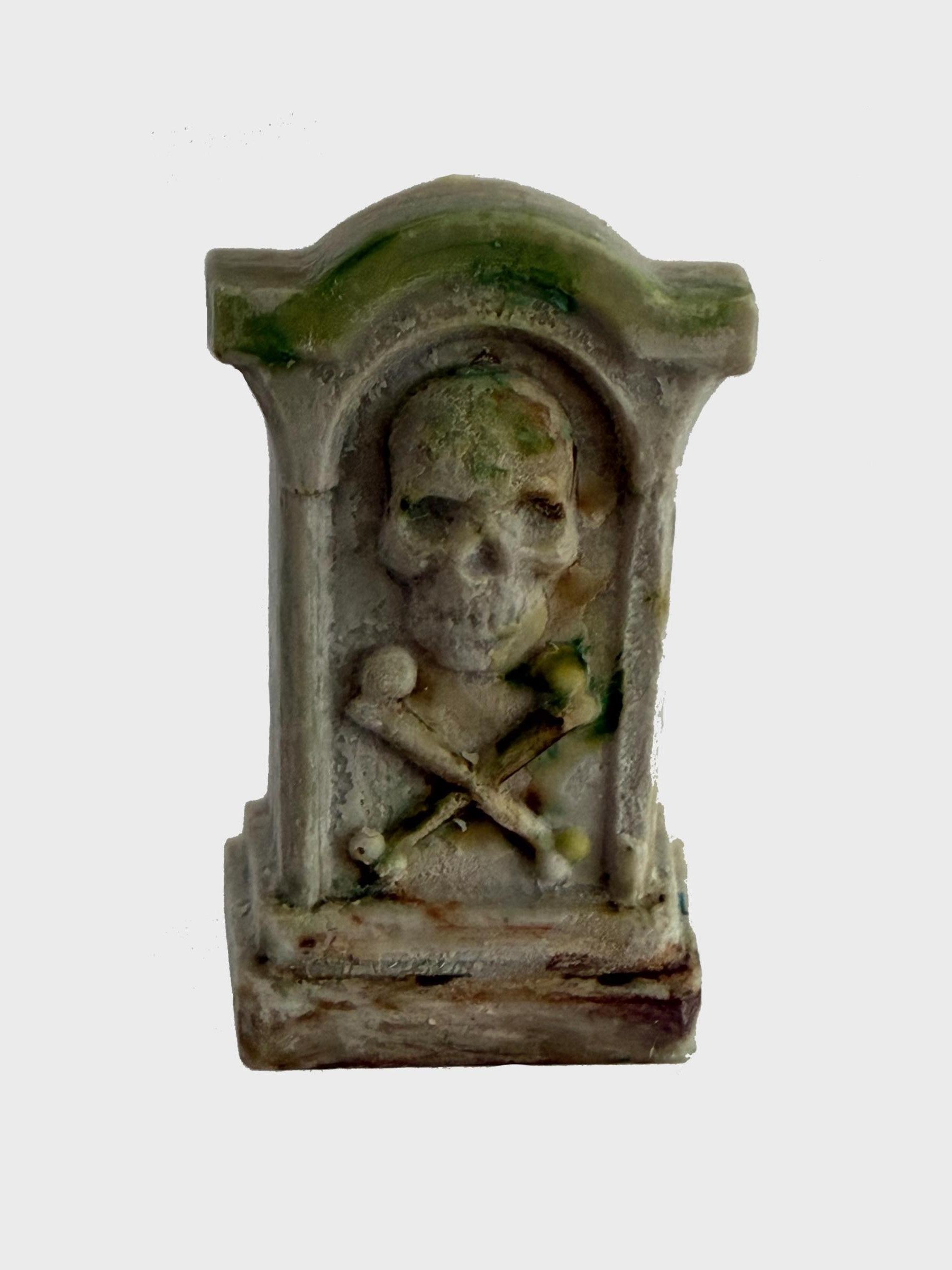 Skull & Bones product image (2)