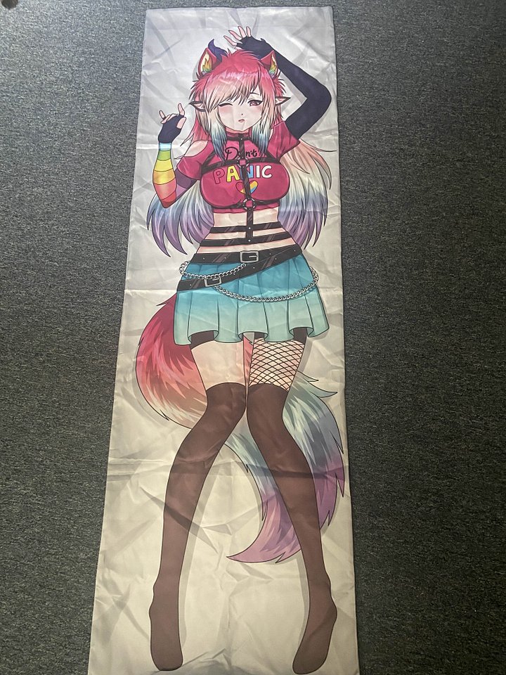 Upendo Dakimakura Body Pillow product image (2)