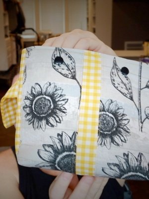 Sunflower Snap Bags (Small) product image (1)