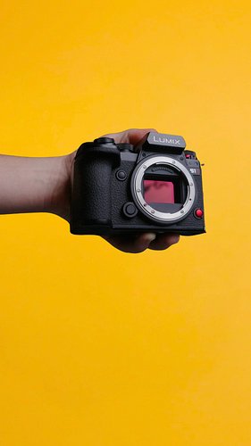 Why L-Mount is Worth Your Investment in 2026 and Beyond

We discuss the compelling reasons to invest in L-Mount technology, f...