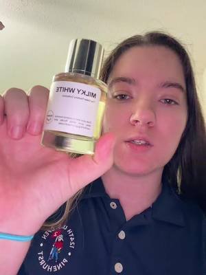 @Dossier Perfume milky white smells soooo good!!! Think coconut flowers and thats what this smells like!! #dossier #dossierperfumes #fragrance #fragrancetiktok #perfumetiktok 