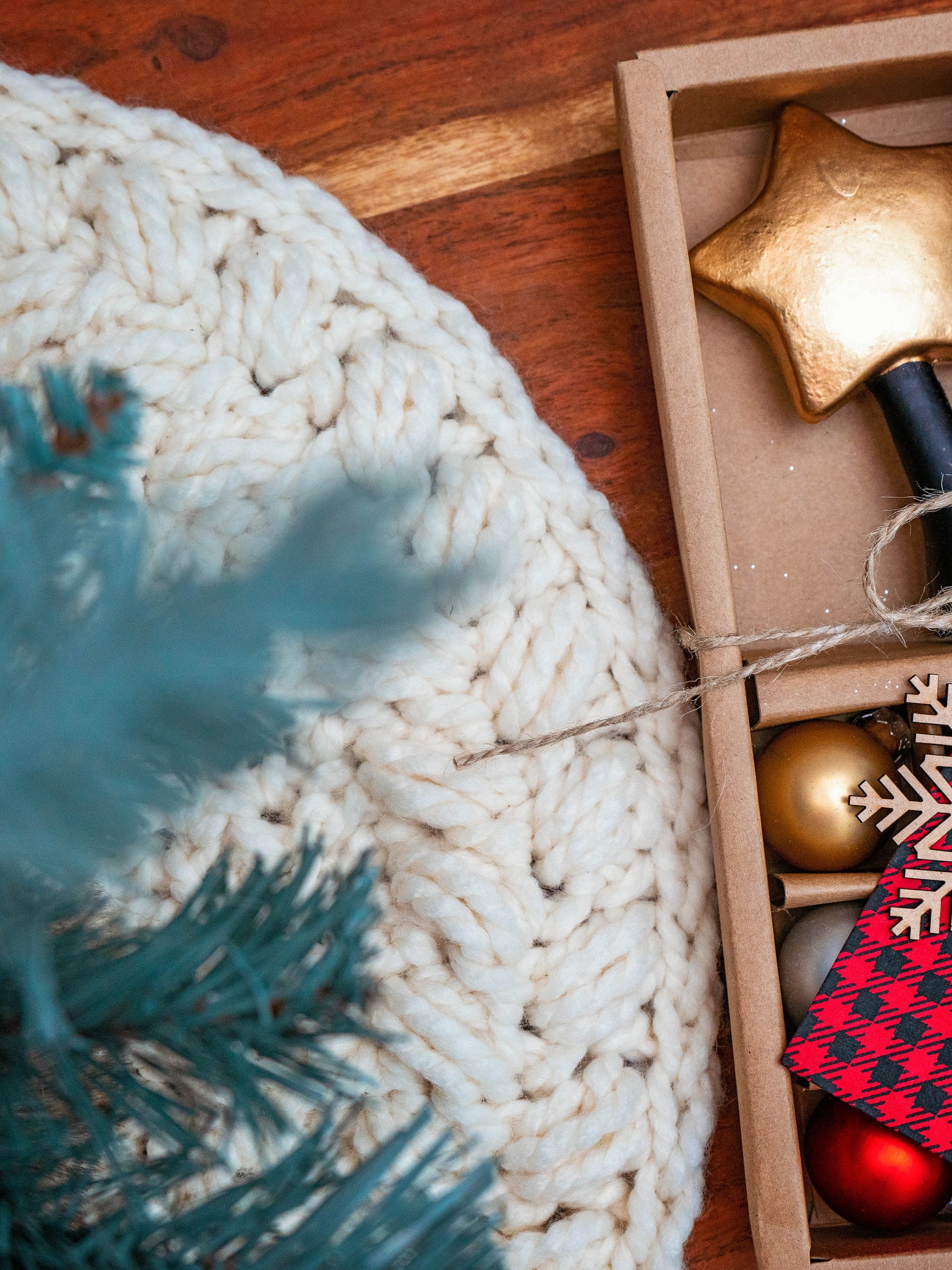 Macchiato Wreath Tree Skirt Tutorial product image (4)