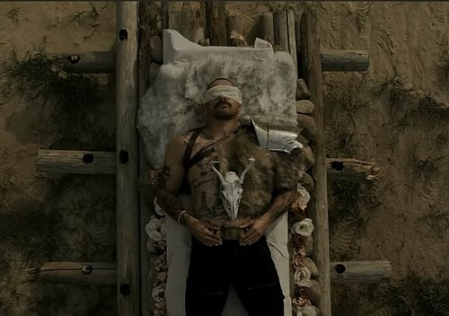 Throwback to the @kublaikhantx video wardrobe I styled. This project was a lot of fun because I got to go crazy at the fabric...