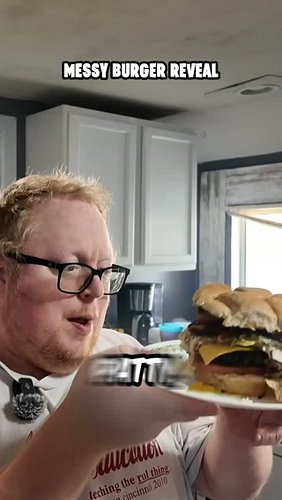 The Ultimate Messy Burger #burgerfail #foodporn #cookingfail #deliciousmess #ClipGPT #streamladder