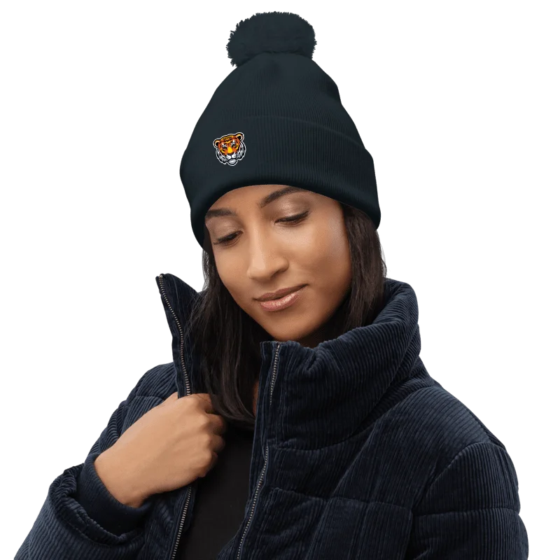 Isi Agu Pom-Pom Beanie product image (7)