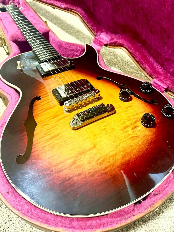 1982 Gibson "HOWARD ROBERTS FUSION #1" Tobacco Burst + OHSC product image (1)