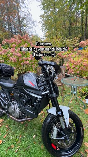 pictures only - lets see it! ladies, you’re welcome to join in :) #motorcycle #motorcycles #mentalhealth #bikelife #ducatimon...