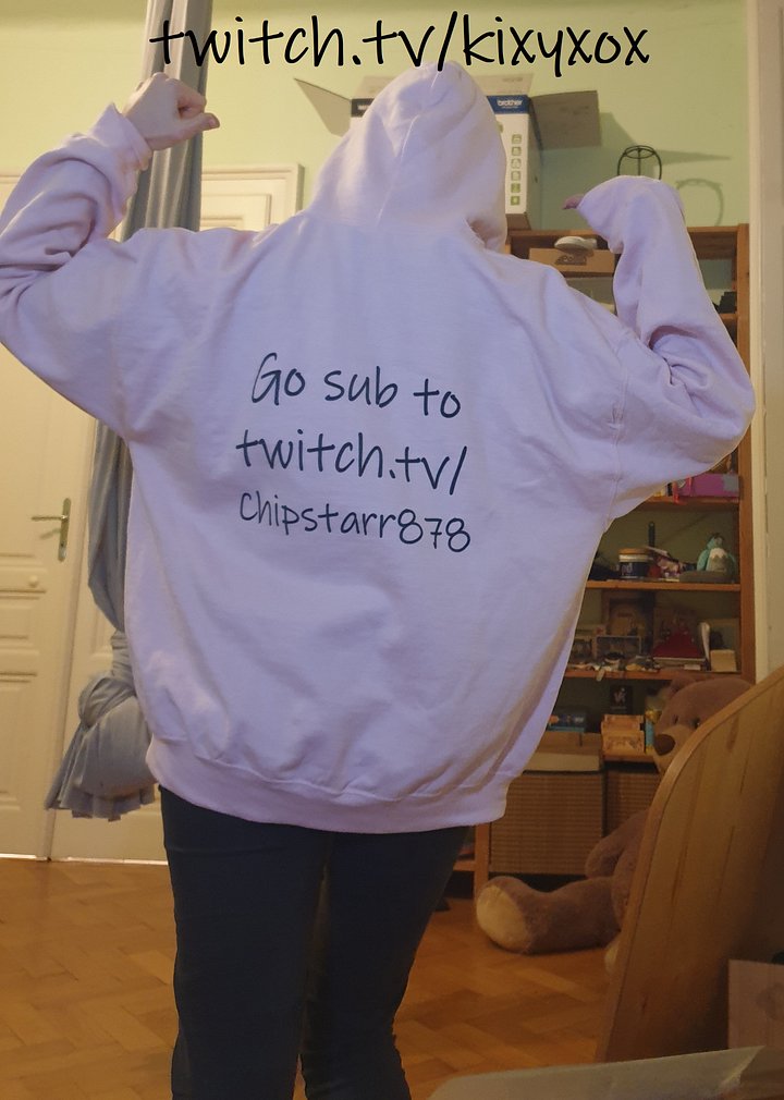 The "Kixyxox" hoodie product image (2)