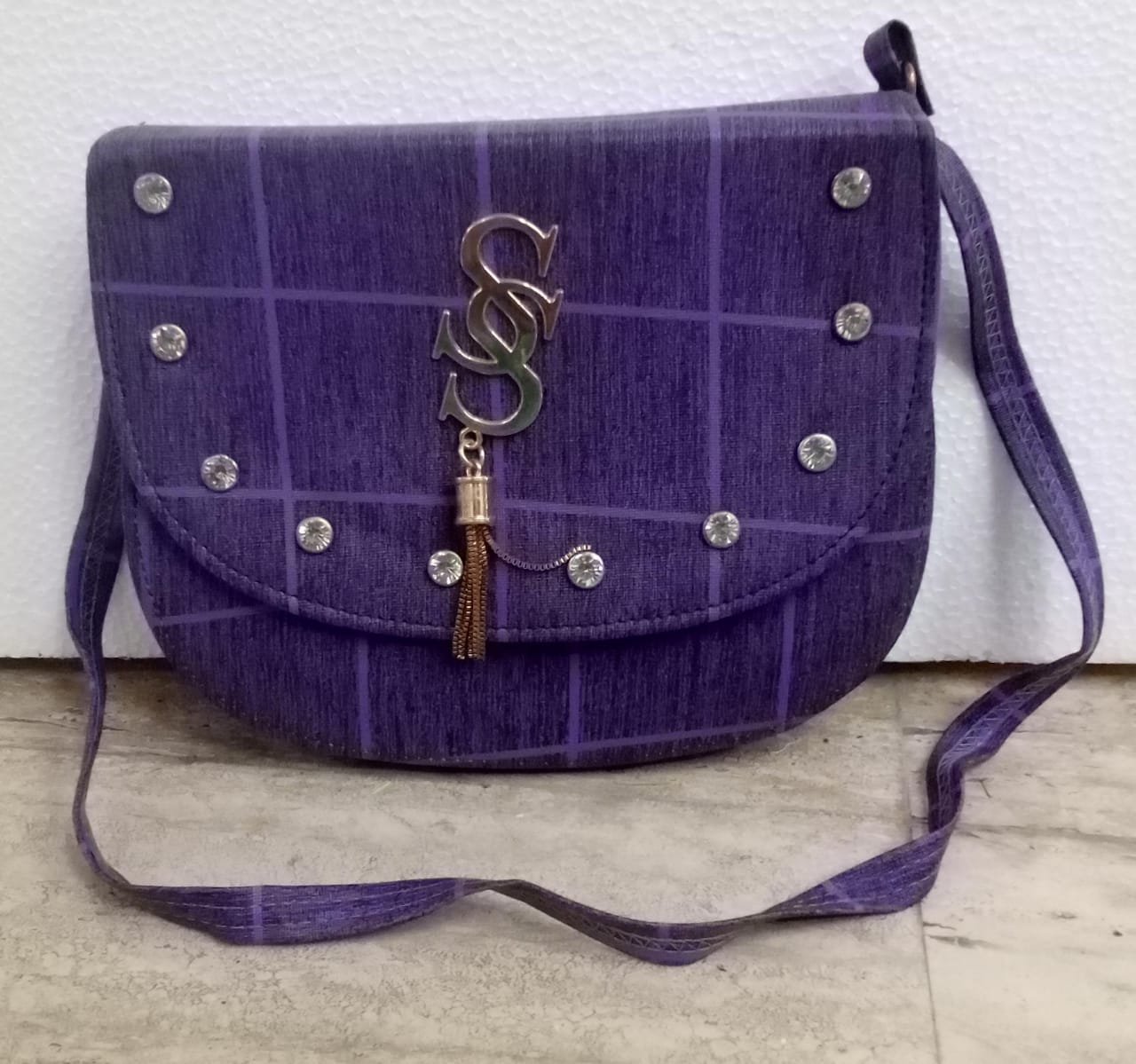 LADY HAND BAG product image (4)