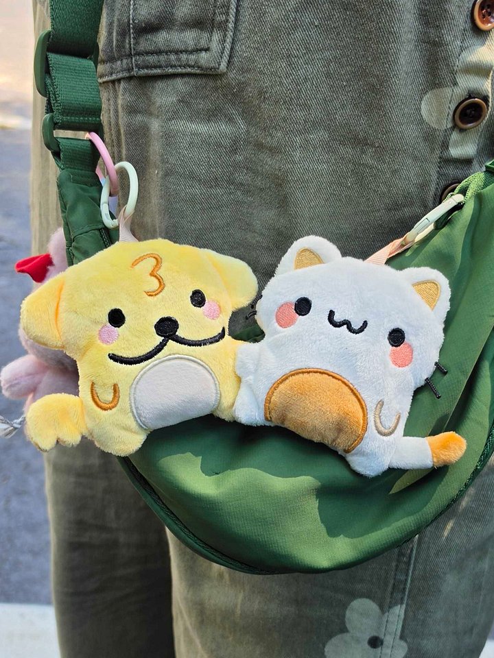 Suni & Luna Silly Matching Plushie Pendants (PRE-ORDER) product image (2)
