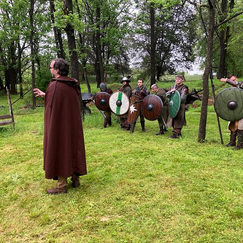The Spring Ranger Moot - LT Ciaran explains and walks new recruits and veteran Rangers through various Combat concepts. All i...