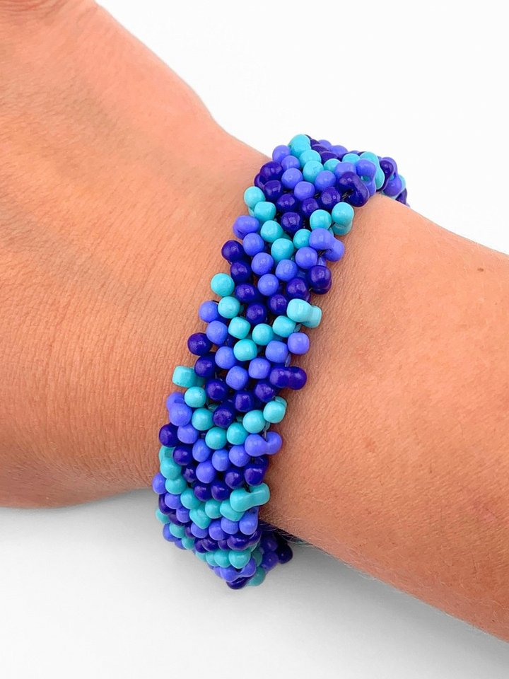 Beading Pattern - Peanut Bead Chevron Bracelet product image (1)