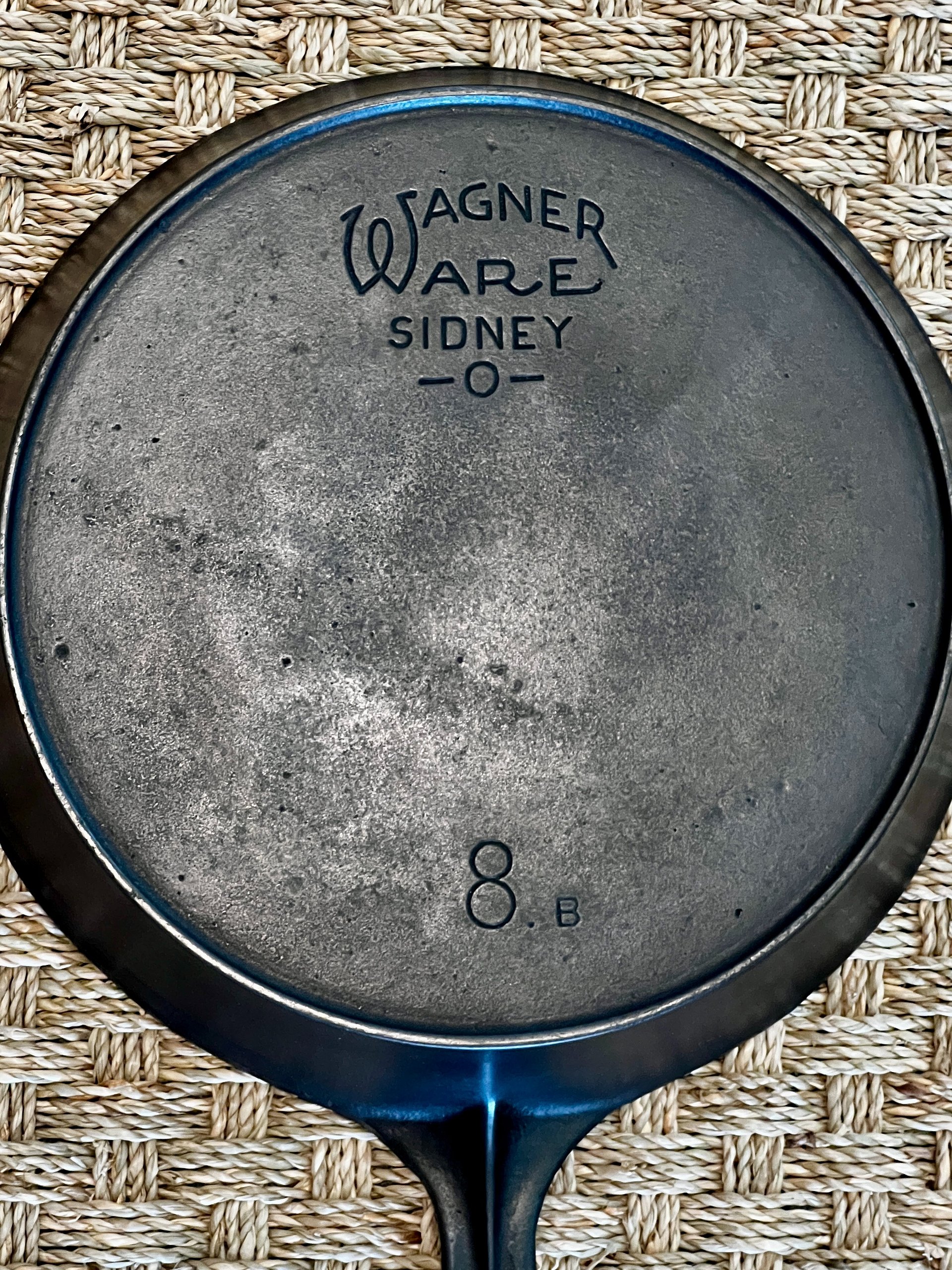 Antique Wagner #8 Skillet product image (3)