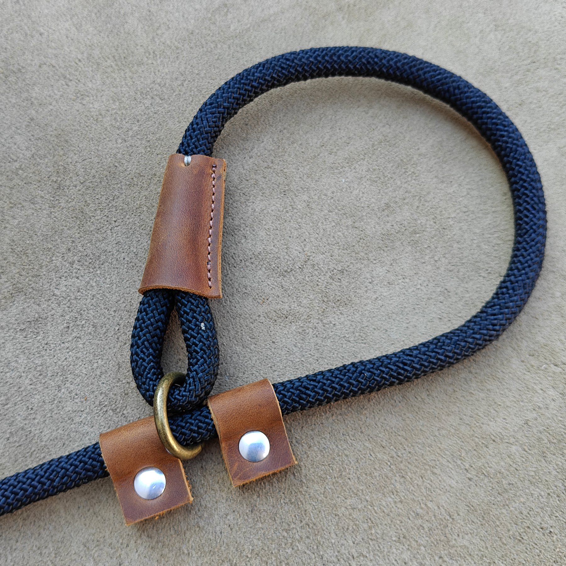 MEEBOY Handmade Strong Heavy Duty Rope No Pull Training Lead Leashes with Durable Leather Handles,Reflective Dog Training Lead for Large Medium and Small Dogs product image (7)
