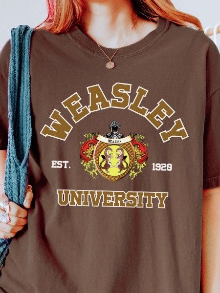 Weasley University Vintage Collegiate Style Shirt product image (7)