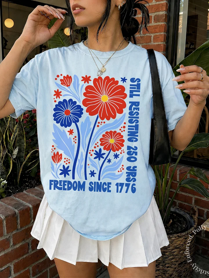 Still Resisting USA 250th Anniversary July 4th Anti Trump T-Shirt product image (34)