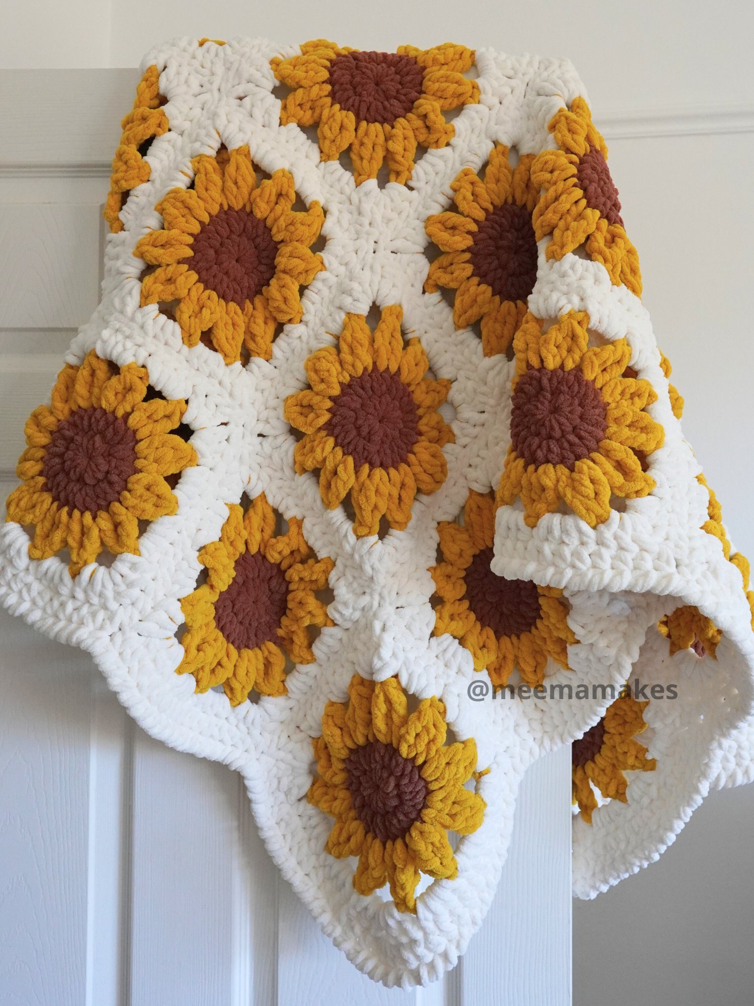 Sunflower Squish Blanket/Rug Pattern product image (2)