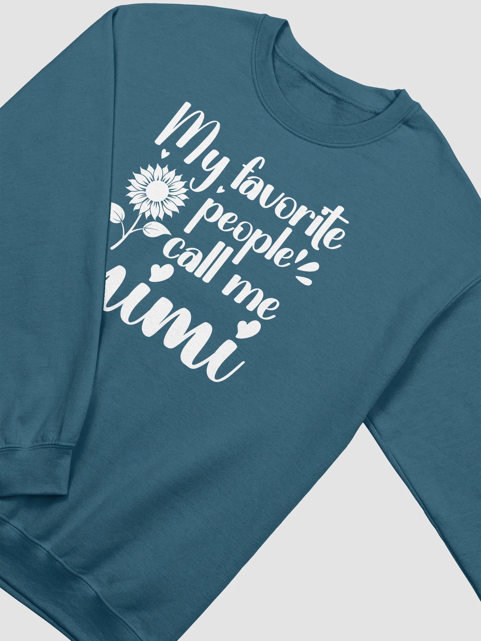 My Favorite People Call Me Mimi Gildan Grandma Sweatshirt product image (18)