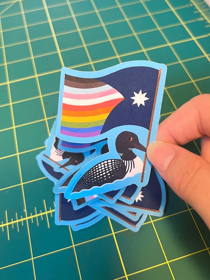 PRIDE Loon product image (1)