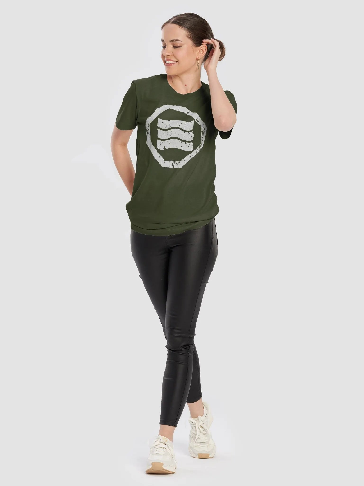 Murakami Clan Mon Premium Soft Tee product image (3)