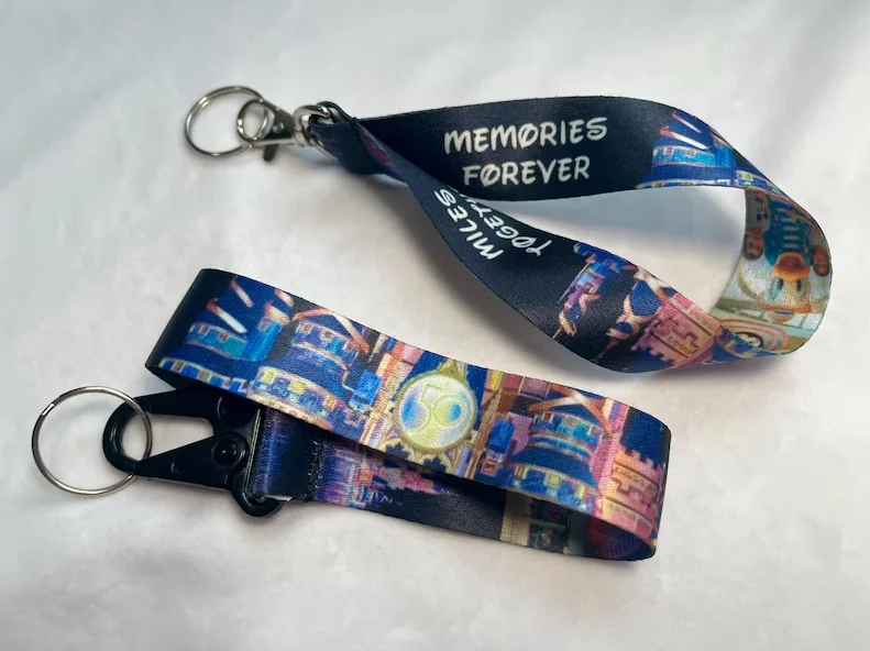 Custom Photo Wristlet with Black Carabiner Clip or Swivel Clasp product image (3)