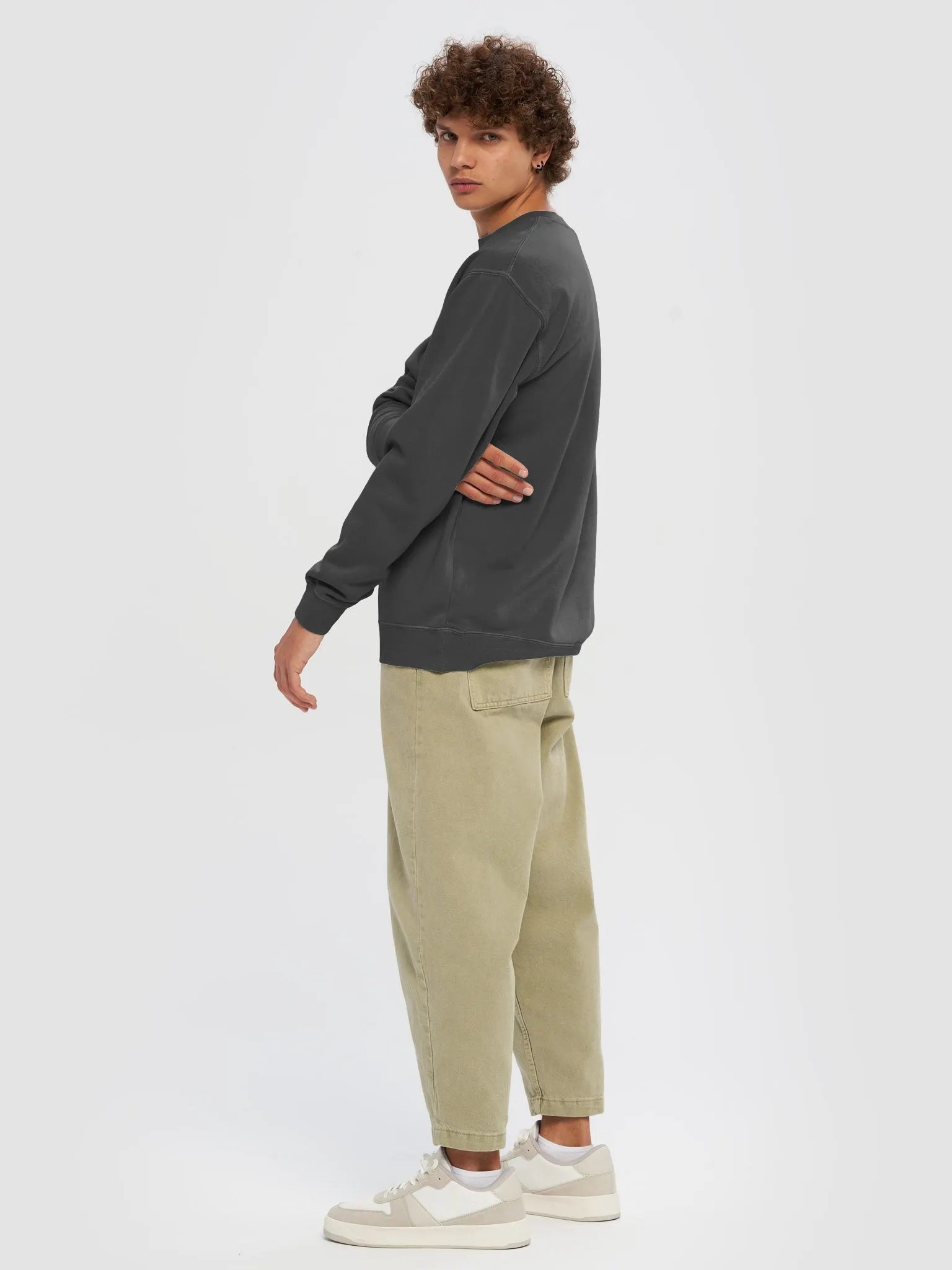 Cityscape Raindrop Sweatshirt product image (89)