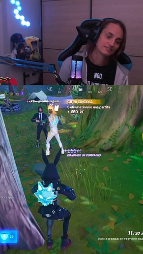 Si ballaaa! 
#saint4sinner su #twitch 
#fortnite #fortniteclips #twitch #ironia #friends #brother #dance #twitchstreamer