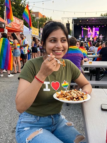 I Love Canada LGBTQ+ Pride Unisex T-Shirt | Green