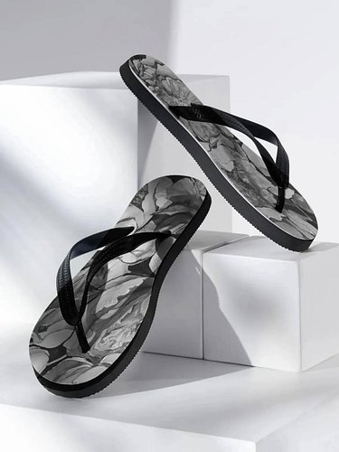 🌸 Step into style with our B&W Peonies Flip Flops 🌸
Where comfort meets monochrome elegance. These floral-inspired flip flops...
