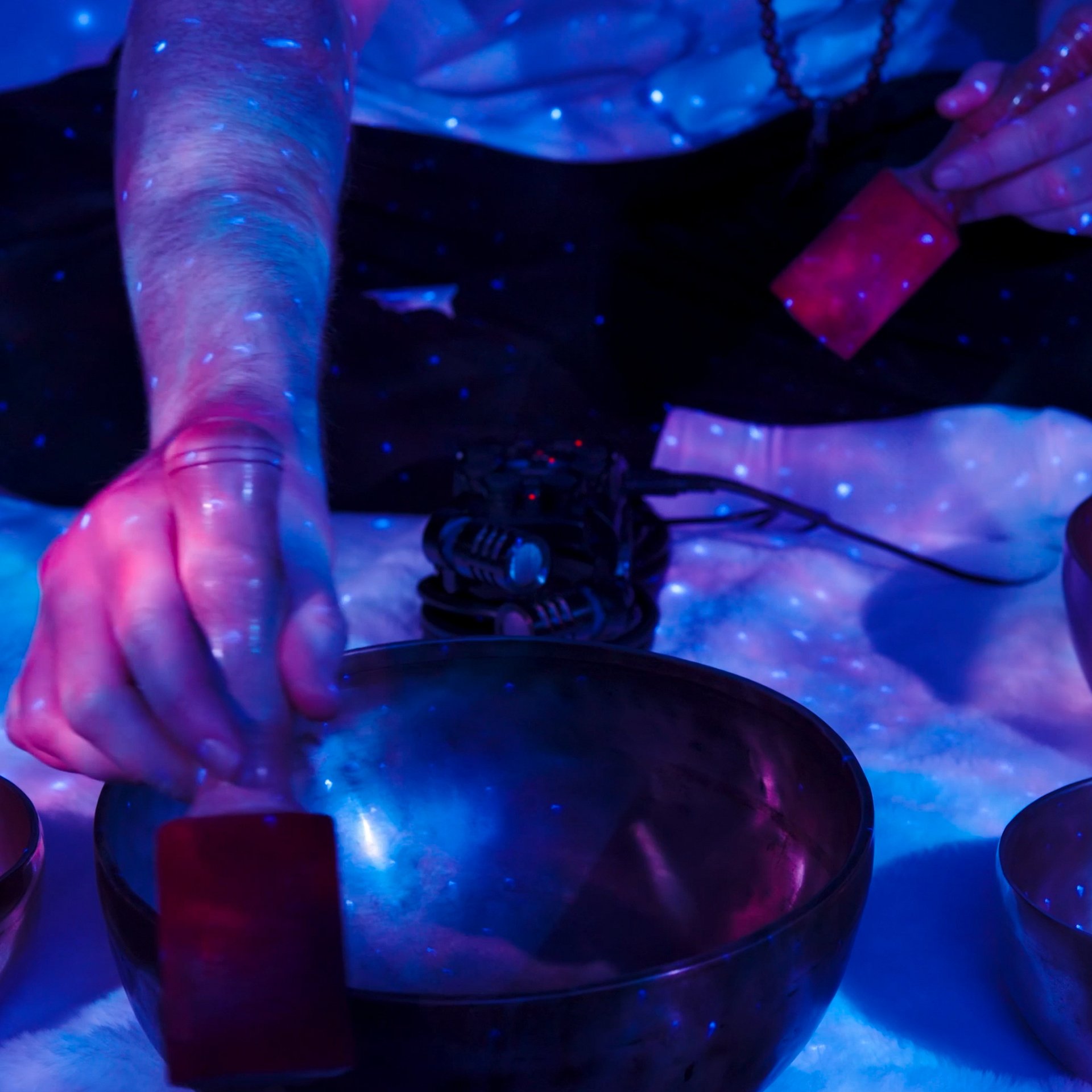 Low Frequencies to Quiet Your Mind Brain Massage Tibetan Bowls (6-20-26) product image (1)
