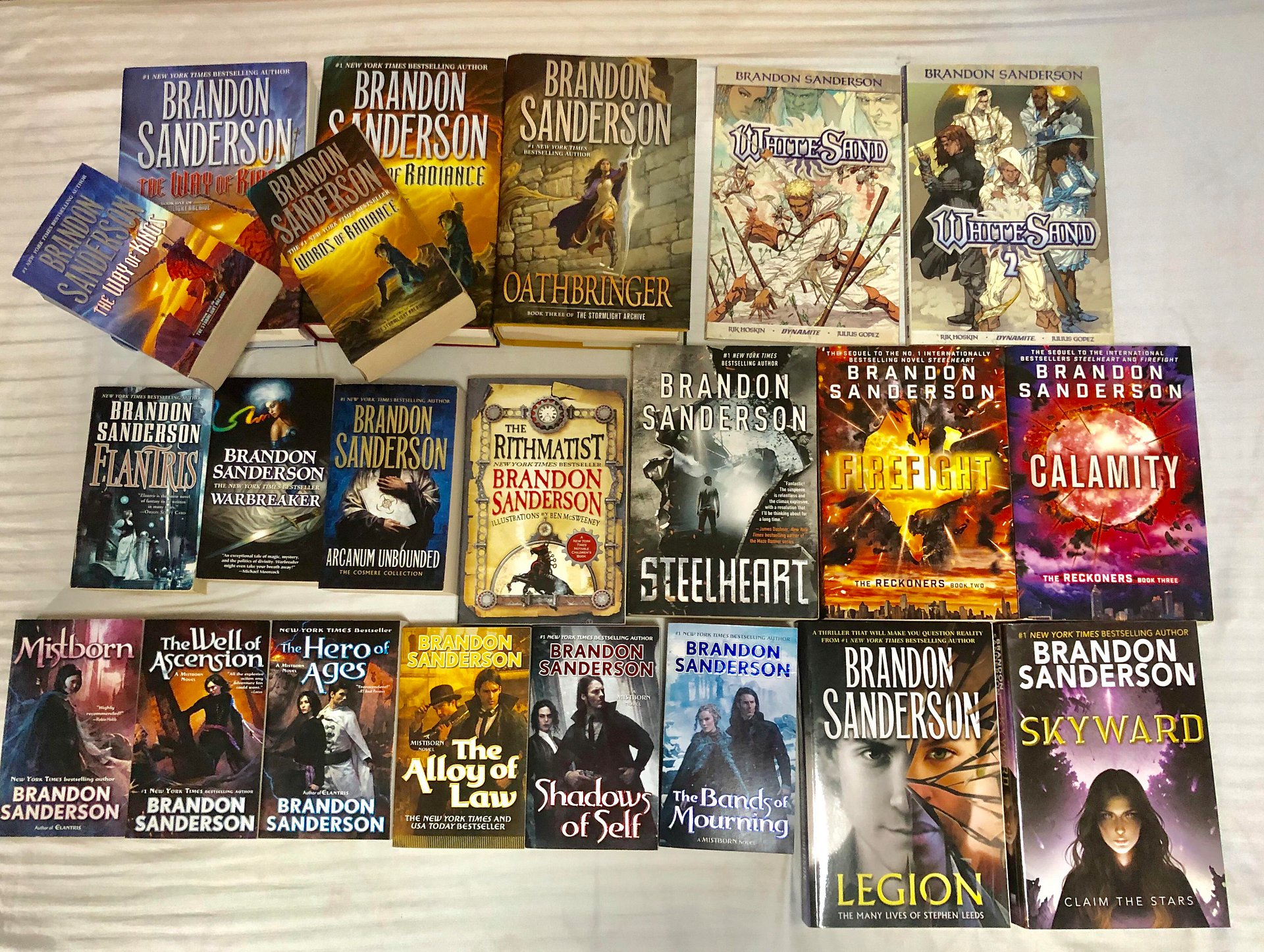 All Book Series by Brandon Sanderson (30 audiobooks) product image (1)