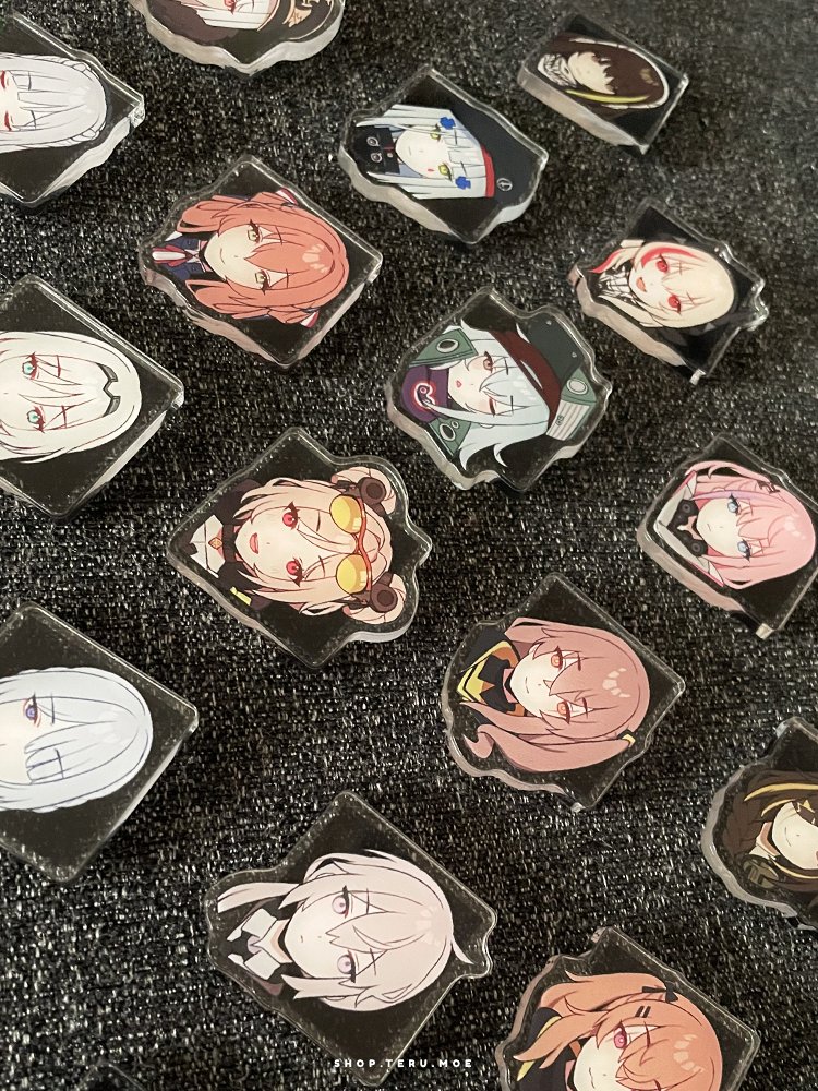 Girls Frontline Acrylic Pins product image (3)
