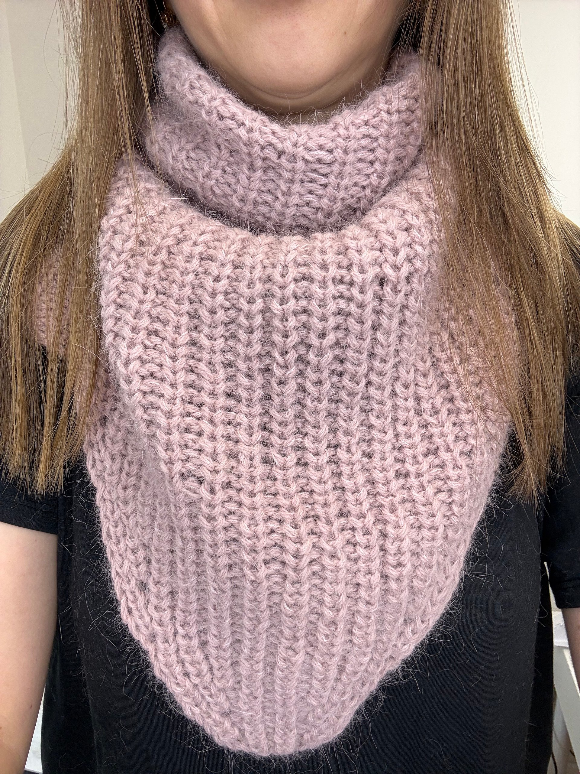 Knit Baktus Scarf Pattern product image (3)