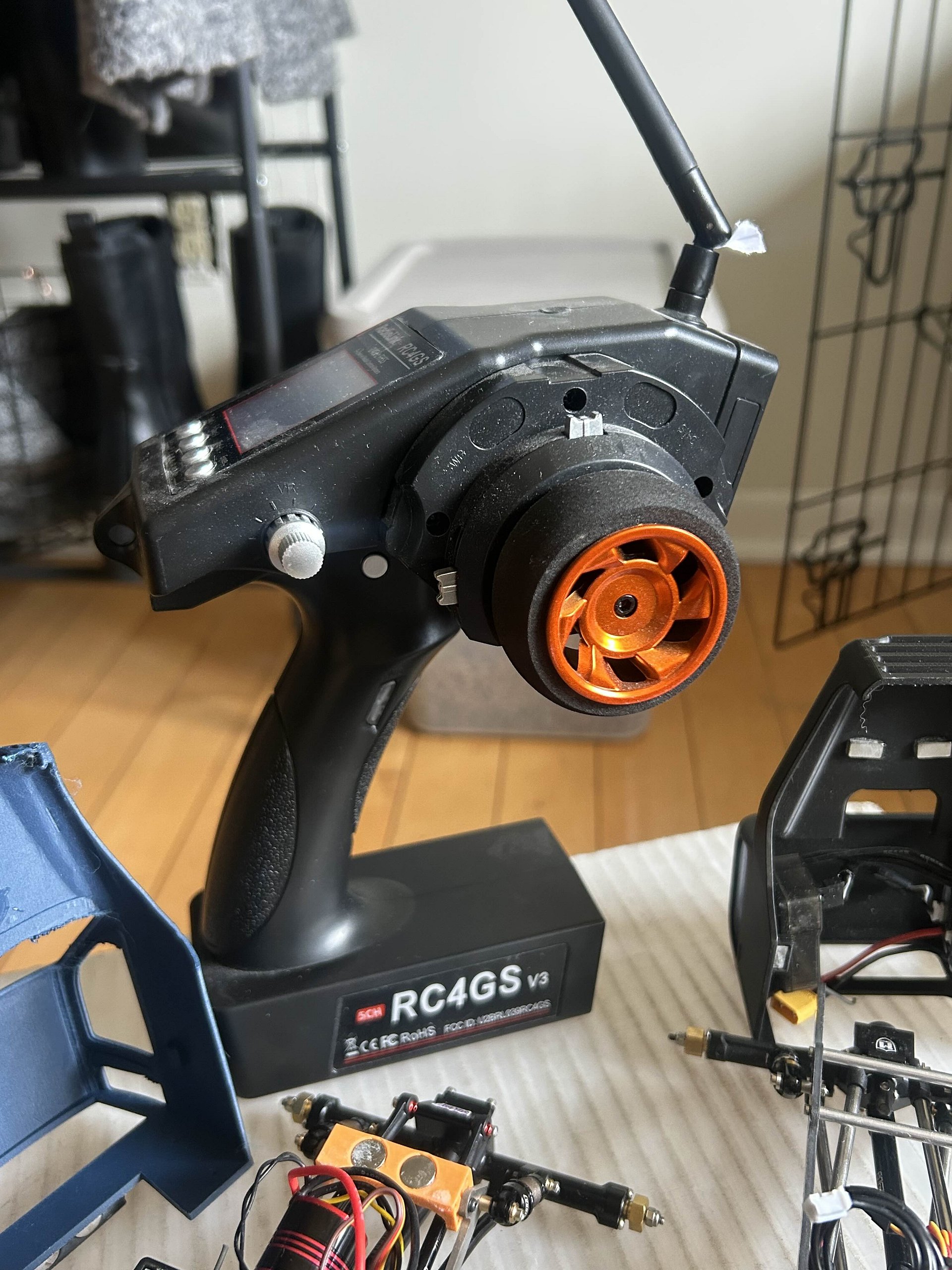 2 Trucks & Remote product image (12)