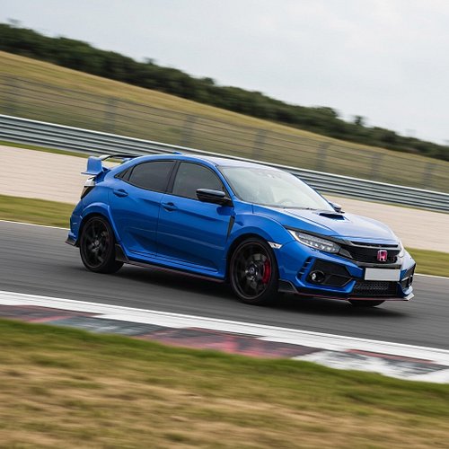 The Honda Civic Type R (FK8) delivers a thrilling driving experience! #Honda #CivicTypeR #PerformanceCar