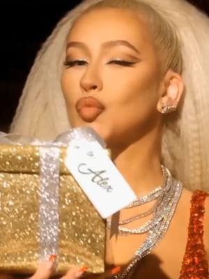 🔴BREAKING NEWS🔴 HAPPY BIRTHDAY @alekzz0206 by CHRISTINA AGUILERA!!! 🎂🎉🍾🥂🥳🎈🎁❤😍🥰😘🔝🥇🎇🎆🌠